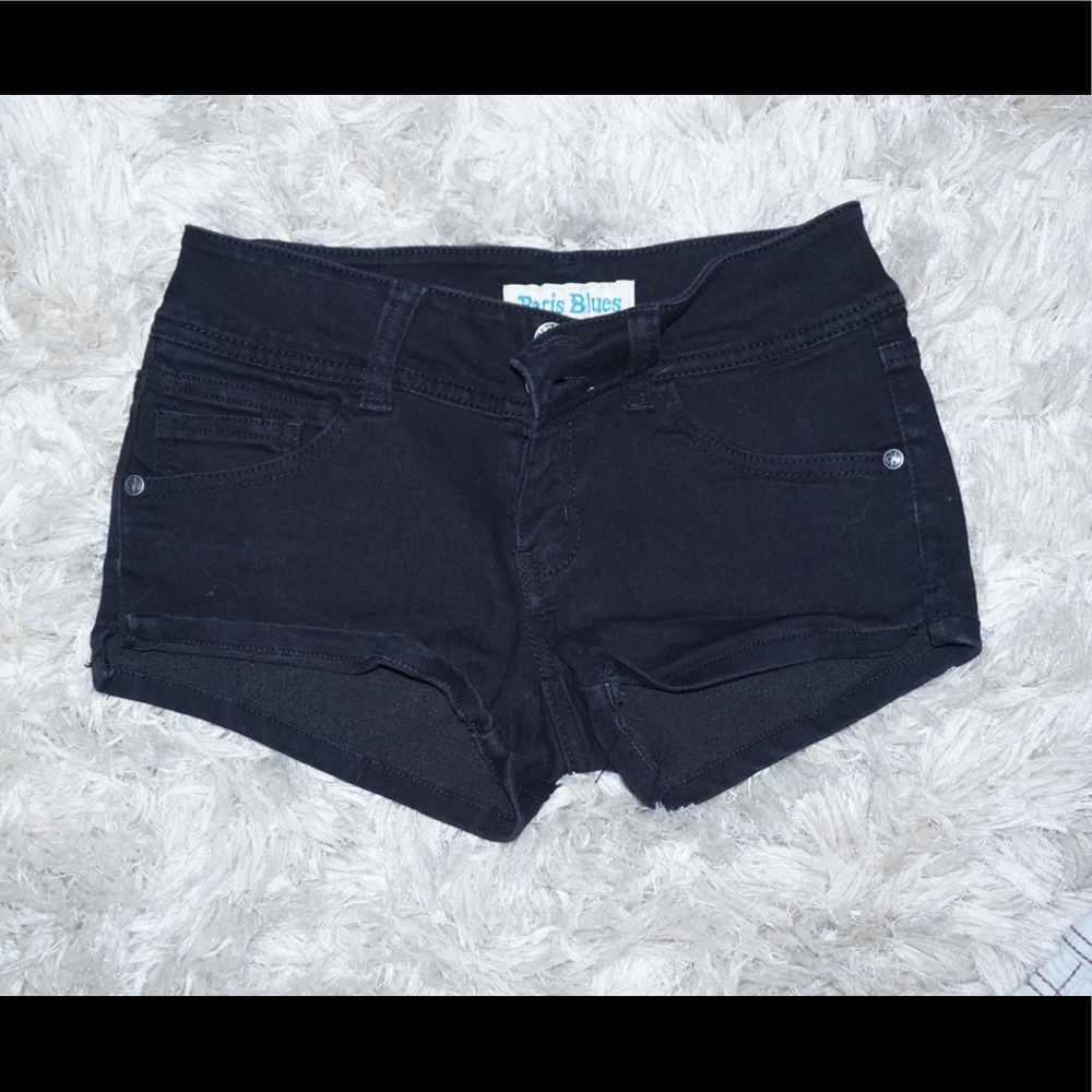 Classic black tight shorts